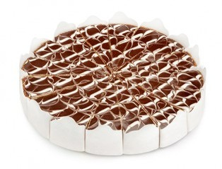 Торт «День і ніч» 1.7кг – шоколадно-карамельний бісквіт із какао-кремом і карамелізованим згущеним молоком