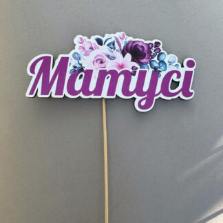 Топпери "Матусі" для тортів і квіткових композицій – елегантні та душевні прикраси для святкування особливих моментів, присвячених улюбленим мамам.